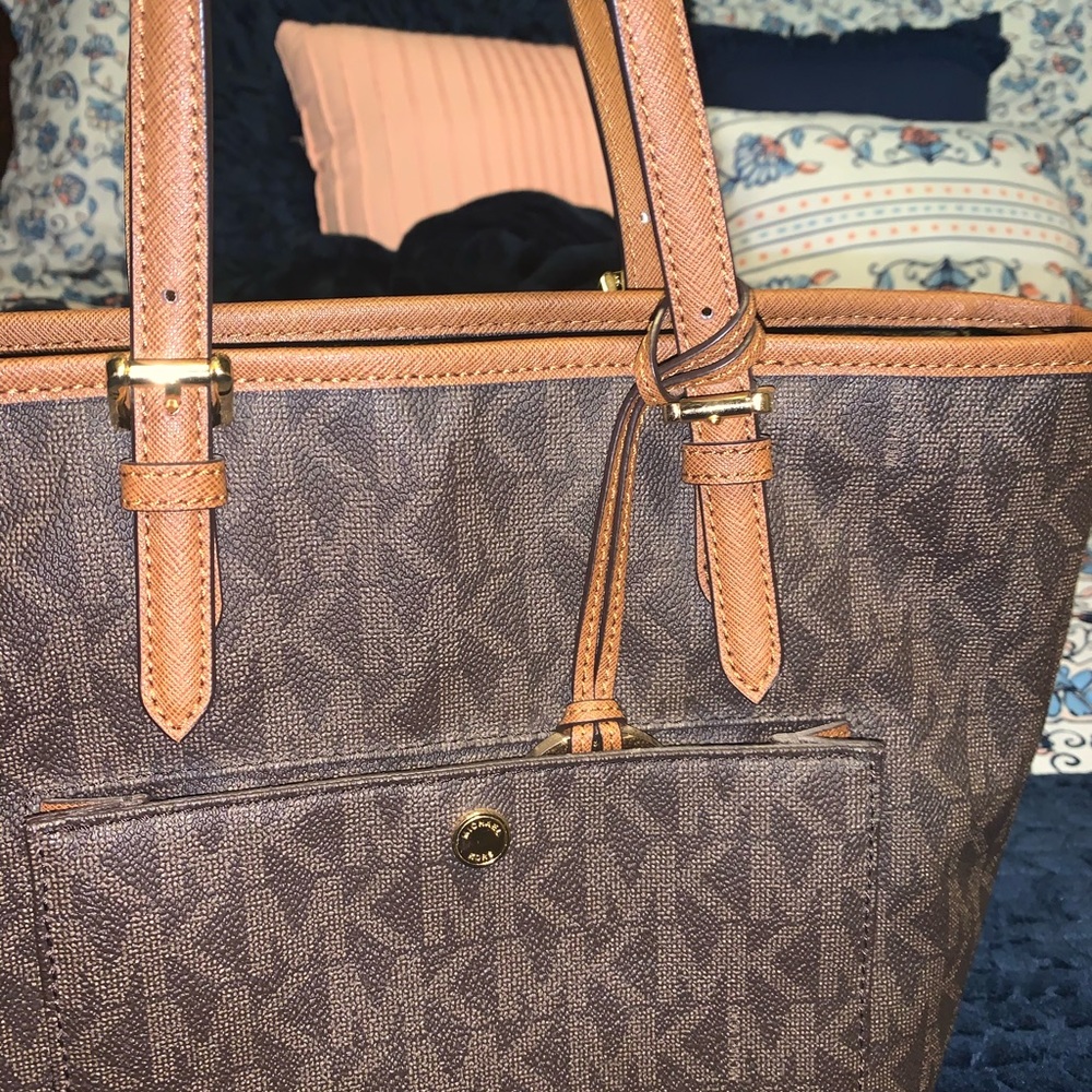 Michael Kors Snap Pocket Tote